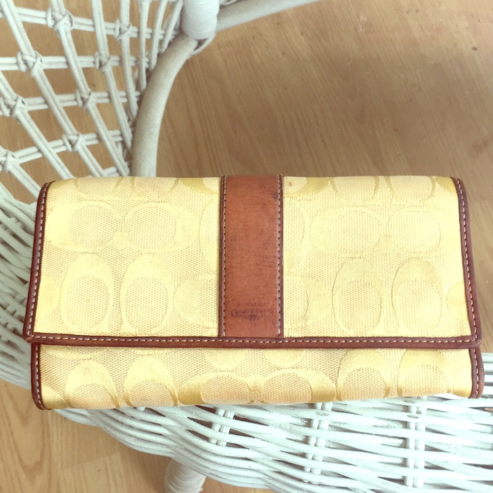 Coach wallet